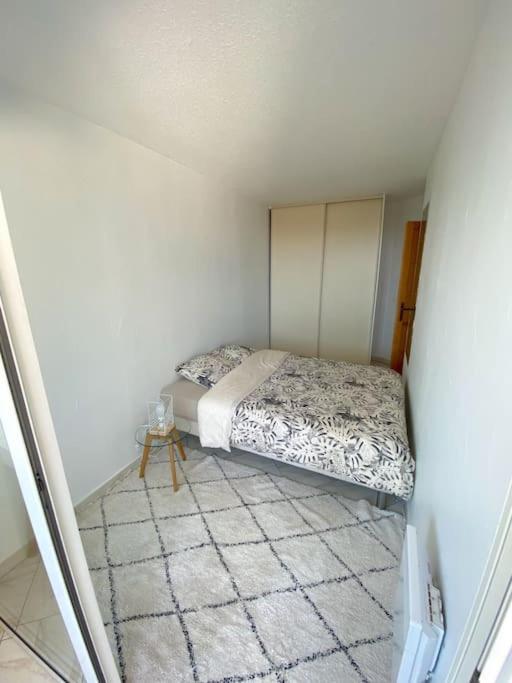 Apartment Spacieux 65m2, Avec Piscine Et Parking *